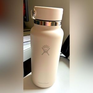 Hydro Flask Nordstrom Moonlight EUC 32 Ounce Water Bottle